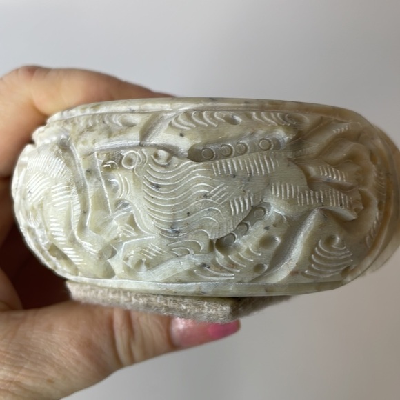 Carved Stone Elephants Coasters Set of 4 Storage Holder READ - Picture 2 of 16